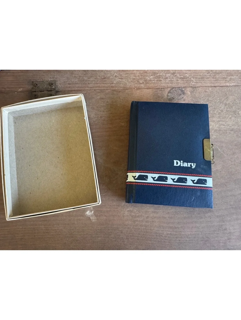 Vintage 80s locked diary blue whale retro